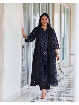 Sivaka India - Women Black Cotton Floral Kurta with Pant and Dupatta