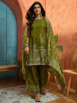 Stylum - Olive Embroidered Straight Kurta Pant With Dupatta