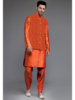 UTSAV FASHION - Men Embroidered Kurta with Pants and Jacket