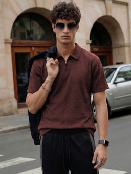 Nobero - Maroon Men Textured Tshirt