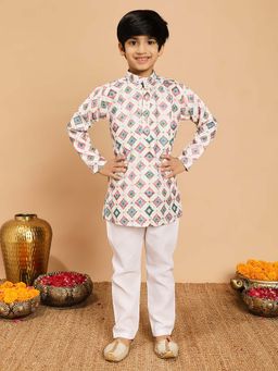 BT DEZINES - Cream Printed Regular Kurta and Pyjama