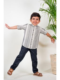 TIBER TABER - Boy Self Stripes Shirt Cream