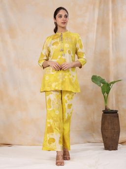 Gahan - Silk Blend Floral Printed with Cowrie Shells Detailing Yellow Co-Ord (Set of 2)