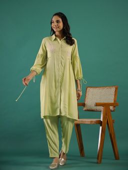 Gahan - Cotton Floral Sequined & Gathered Detail Shirt Collar Green Kurta & Pant (Set of 2)