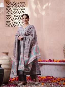 Gahan - Cotton Beads Embellished Floral Printed Green Anarkali Pant & Printed Dupatta (Set of 3)