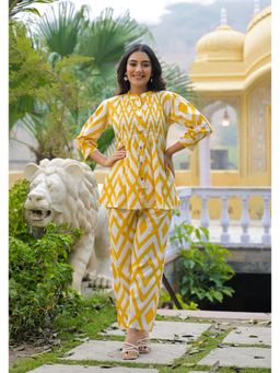 Aravalii - Women's Mustard Printed Cotton Co-Ord Set