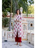 Maroon color option, Currently selected