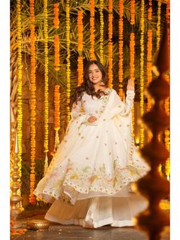 Wedani - Women's White Embroidered Silk Anarkali Kurta with Palazzo & Dupatta