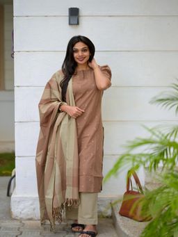 Vastara TheLabel - Women's Brown Woven Handloom Cotton Khadi Kurta with Pant & Dupatta