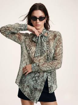 Outzidr - Green High Neck Blouse