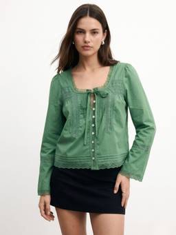 Outzidr - Green Relaxed Front Tie Up Blouse