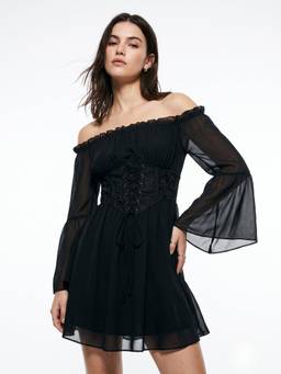 Outzidr - Black Off-Shoulder Dress