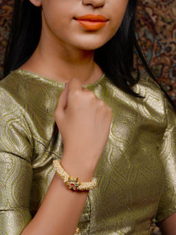 Odette - Women Gold Tone Pretty Pearl Bracelet