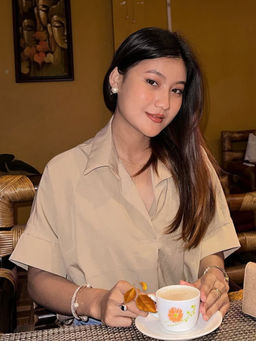 Outzidr - Beige Boxy Shirt with Rolled Short Sleeves