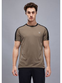 Technosport - Brown Men Solid Slim Fit Round Neck Sports T-shirt