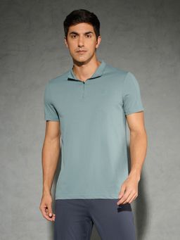 Technosport - Green Men Solid Slim Fit Mock Neck Sports T-shirt