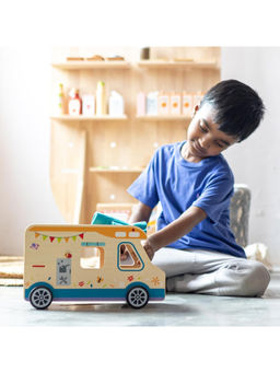 Playbox - Little Camper Pretend & Play