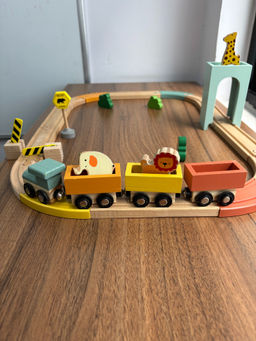 Playbox - Wild Track Train Set