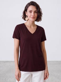 R&B - Women Red Short Sleeve V Neck Solid T-Shirt