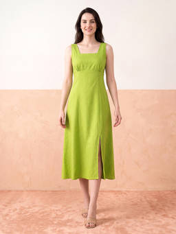 PURVAJA - Womens Fit And Flared Sleeveless Square Neck Solid Dress Green