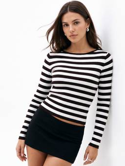 Outzidr - Multi Striped Fitted Top