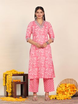 ARAMYA - Mauve Soft Cotton Floral Print Kurta With Pant