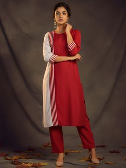 Dora Dori - Women Maroon Chanderi Round Neck Kurta with Pant