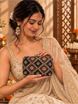 THE TAN CLAN - Mahi Black Box Clutch
