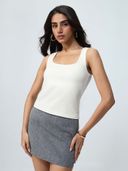 White color option, Sold out, Currently selected