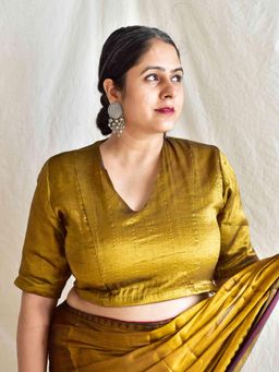 Sundarii - Dipped In Gold Tissue Blouse