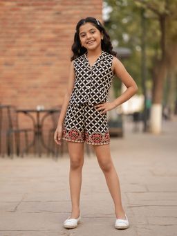 devils n angels - Girls Black Geometric Print Co-Ord Set