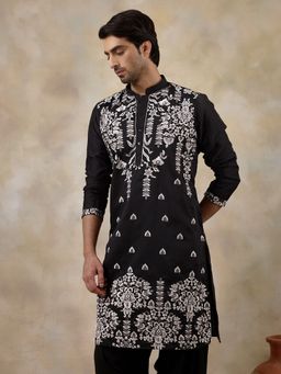 SATWAA - Majestic Black Aari Embroidered Men Kurta
