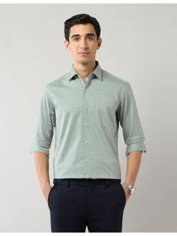 Arrow - Men Green Full Sleeves Checks Shirt
