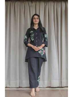 Tasveer India - Black Cotton Slub Patched Co-Ord (Set of 2)