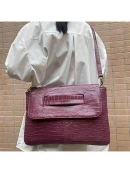 MISS MOSA BY AKANKSHA - Cruz Textured Pu Clutch Bag with Belt Wine