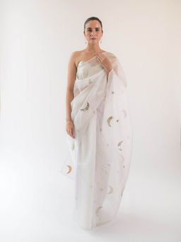 KAPARDARA - The Light Of The Moon In The Night Sky Is The Moonlight Saree