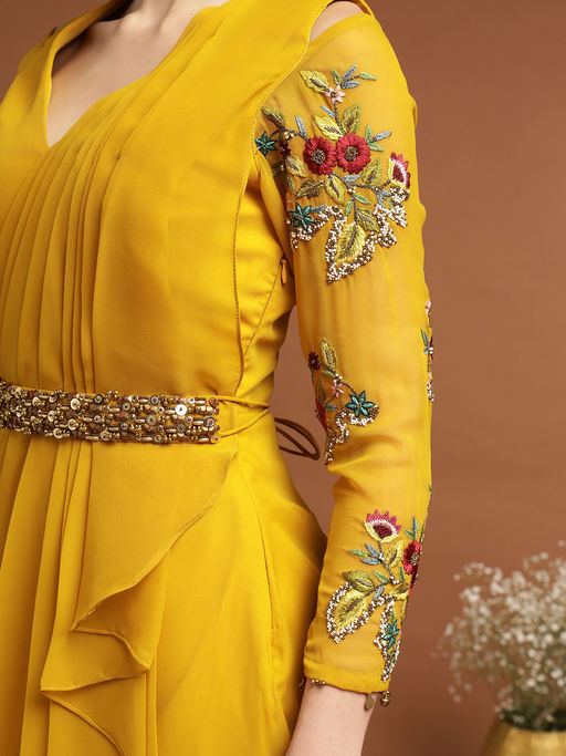 slim fit dress slacks Yellow dress with pleats – GUNTINA