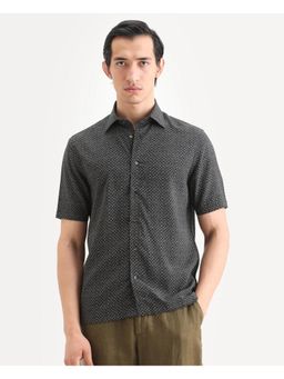 Rare Rabbit - Men's Prit-Ss Black Viscose Fabric Half Sleeve Spread Collar Geometric Print Shirt