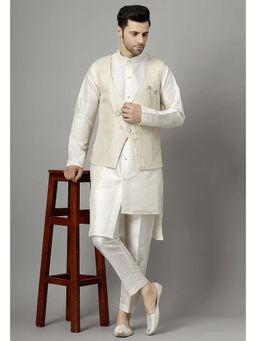 UTSAV FASHION - Off White Solid Kurta with Jacket and Pant