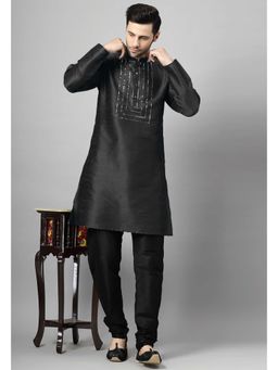 UTSAV FASHION - Black Solid Kurta and Pant
