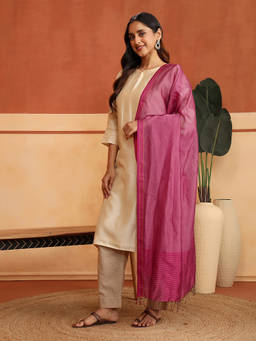Fabindia - Pink Cotton Silk Blend Maheshwari Woven Dupatta