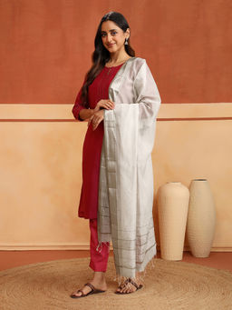Fabindia - Off White Cotton Silk Blend Woven Maheshwari Dupatta