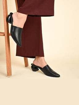 SKO - CobbleX Black Mule Heels