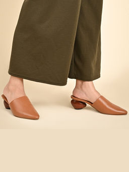 SKO - CobbleX Tan Mule Heels