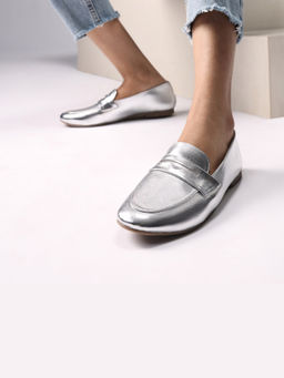 SKO - Kate Women Silver Loafers