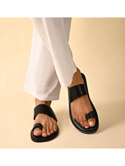 SKO - Men Capri Black Slippers