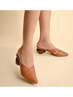 SKO - SarnoX Tan Mules Heel
