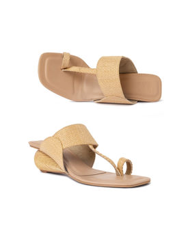 SKO - Beige Kolhapuri Raffia Block Heels