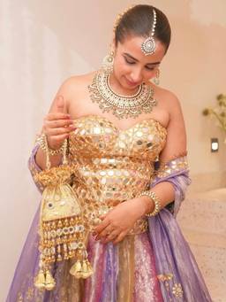 TONOTO - Gold Jugmug Potli