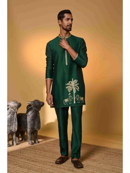 Masaba - Men Green Embellished Kurta with Pant